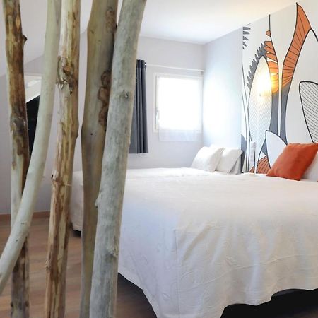 Logis Hotel L'Ayguelade ビエル エクステリア 写真