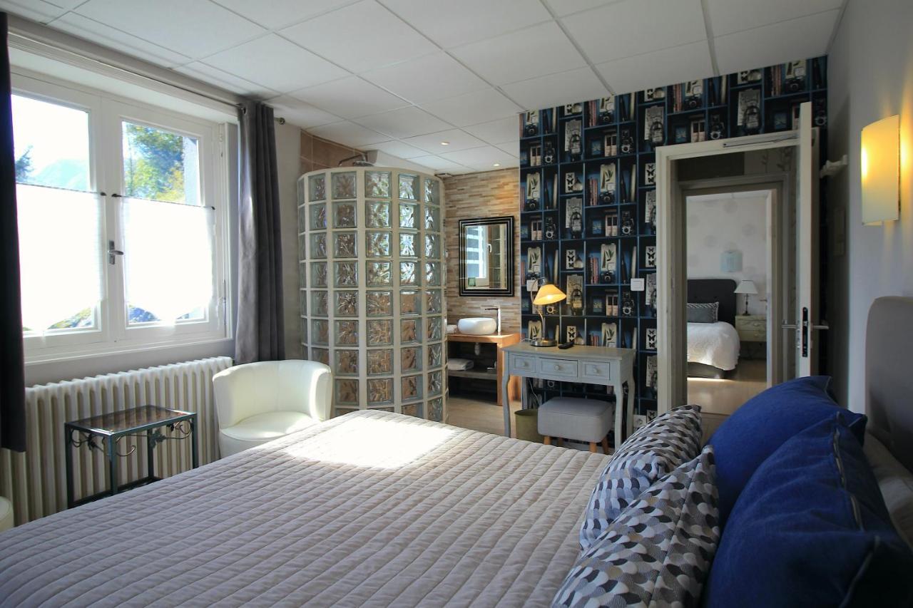 Logis Hotel L'Ayguelade ビエル エクステリア 写真