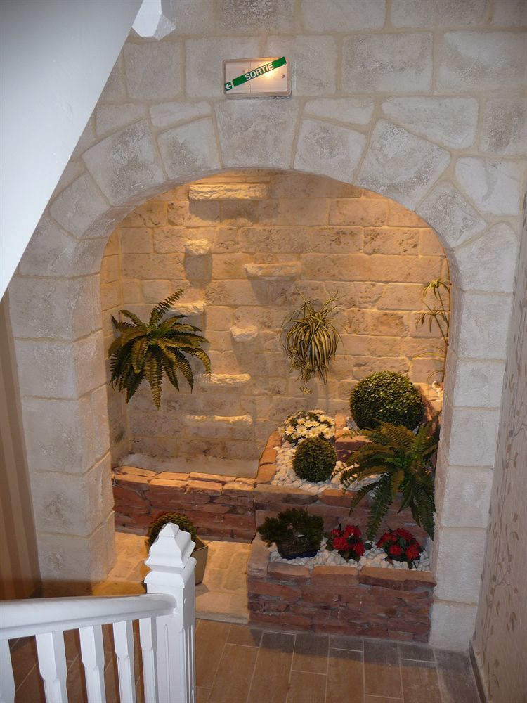 Logis Hotel L'Ayguelade ビエル エクステリア 写真